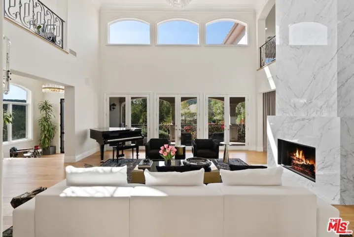Grand Living Room