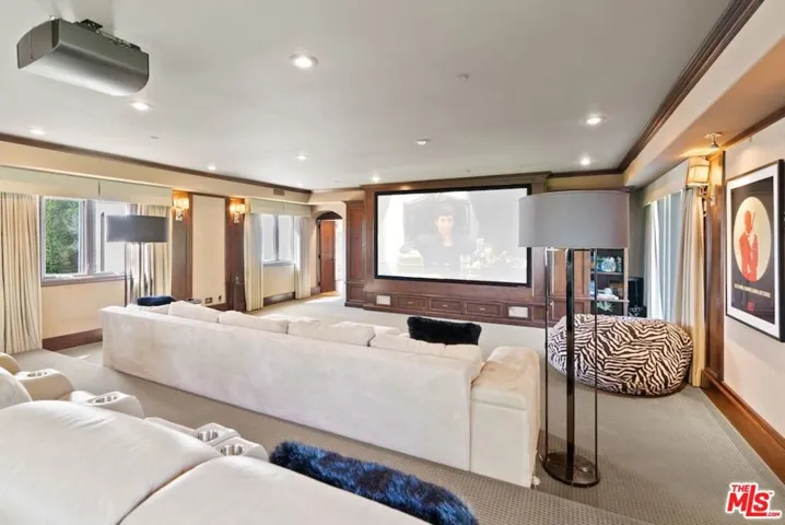 21 Seat Theater