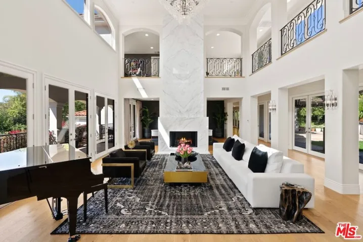 Grand Living Room