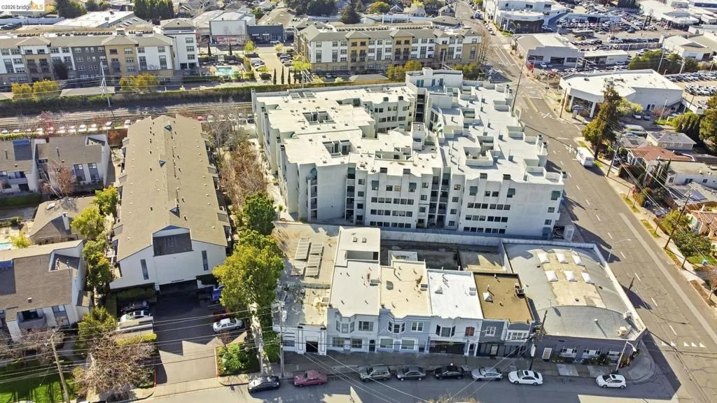 Aerial overview of property's location