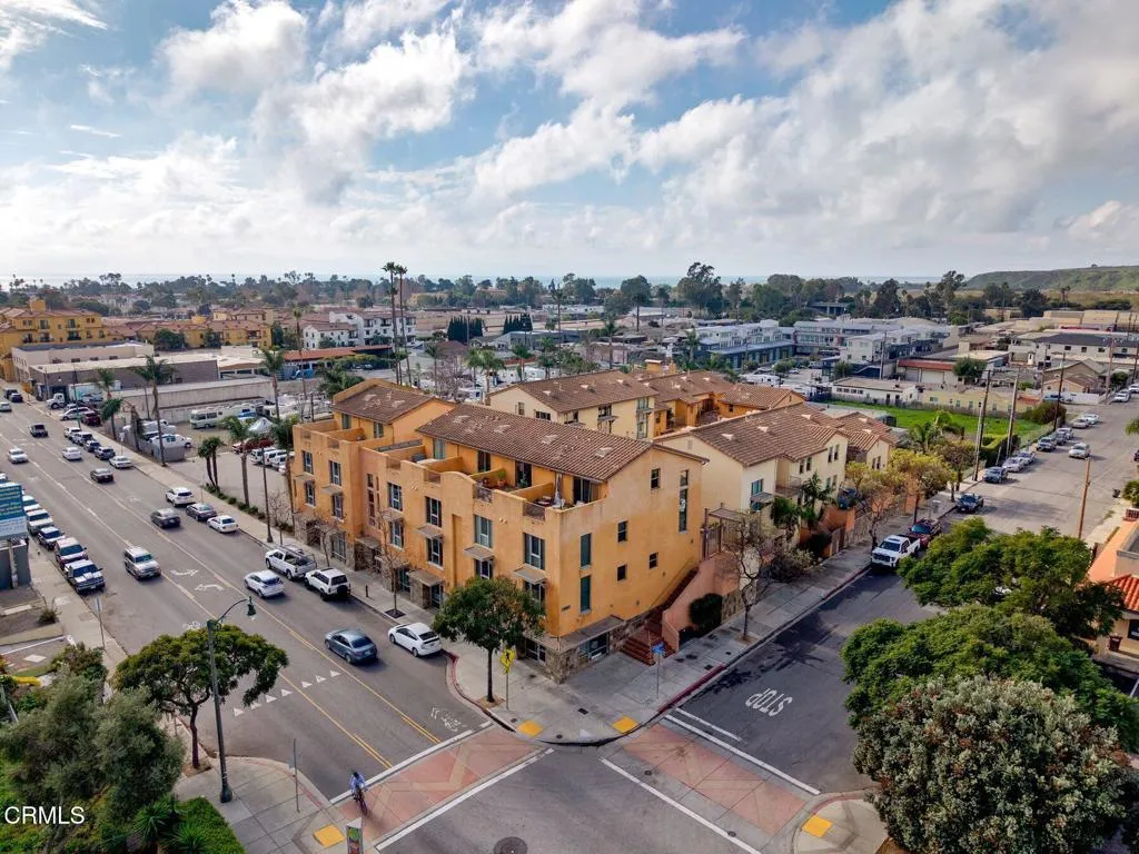 285 N Ventura Avenue 5, Ventura, California 93001 home-pic-1