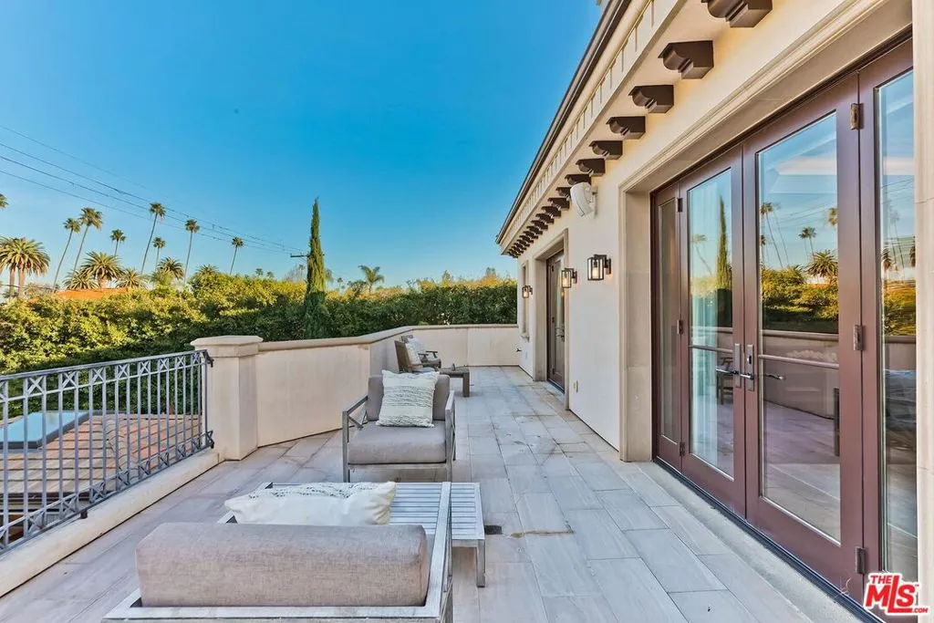 610 N Rodeo Drive, Beverly Hills, California 90210 home-pic-22