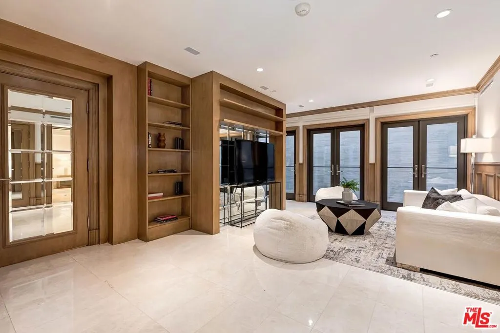 610 N Rodeo Drive, Beverly Hills, California 90210 home-pic-29