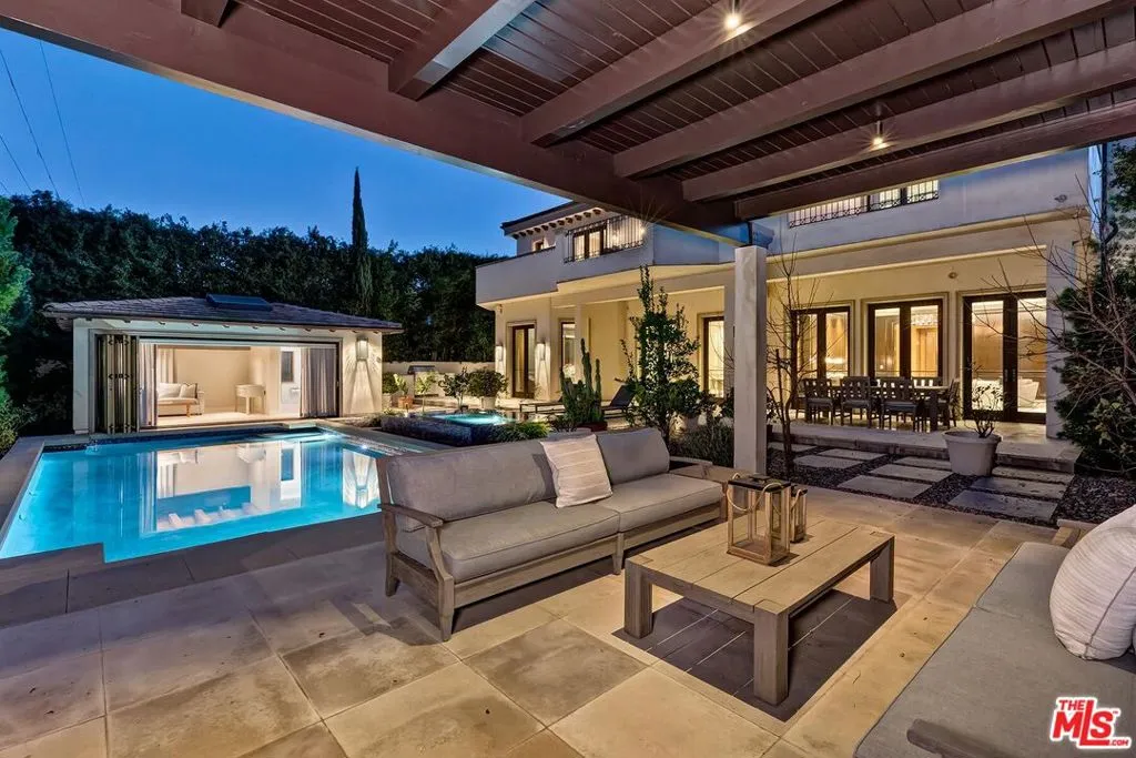 610 N Rodeo Drive, Beverly Hills, California 90210 home-pic-36