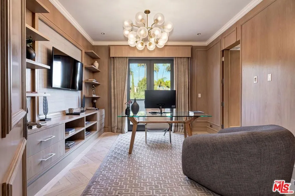 610 N Rodeo Drive, Beverly Hills, California 90210 home-pic-20