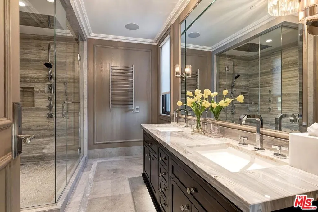 610 N Rodeo Drive, Beverly Hills, California 90210 home-pic-24