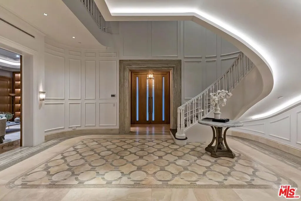 610 N Rodeo Drive, Beverly Hills, California 90210 home-pic-2