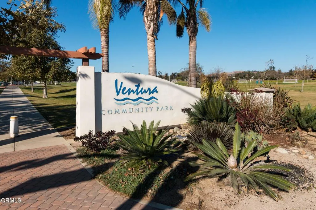 7451 Marmota Court, Ventura, California 93003 home-pic-47