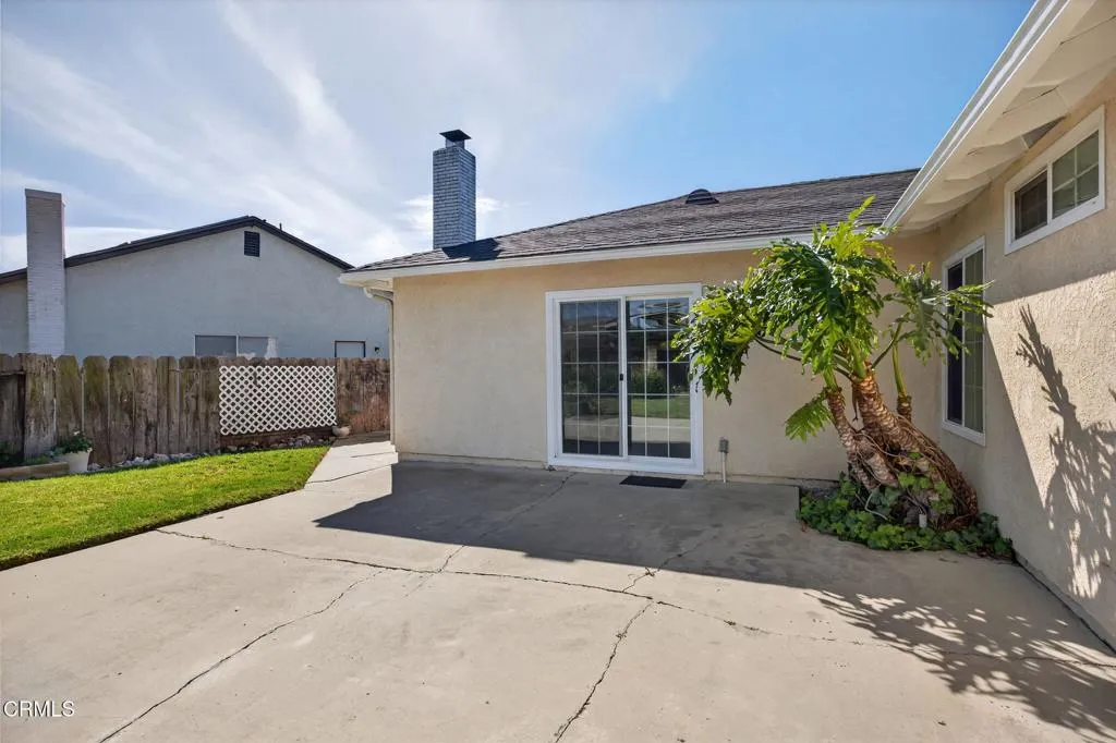 7451 Marmota Court, Ventura, California 93003 home-pic-33