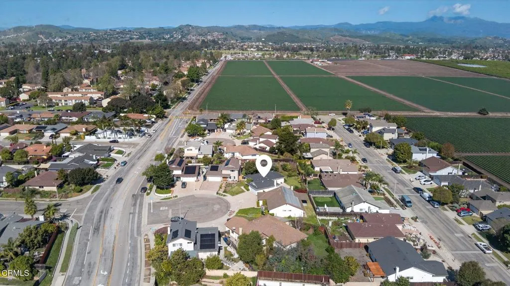 7451 Marmota Court, Ventura, California 93003 home-pic-15