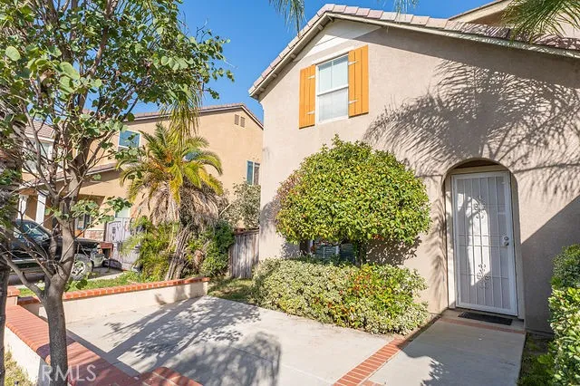 2865 Placentia, San Jacinto, California 92582 home-pic-2