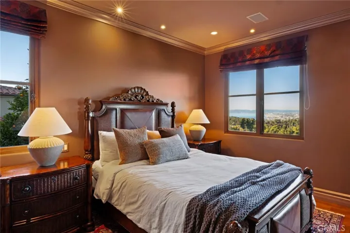 Junior Suite w/ Ocean Views