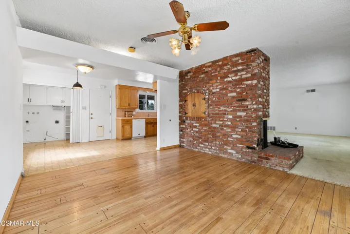 23_11980972_185696_185696-EI-123