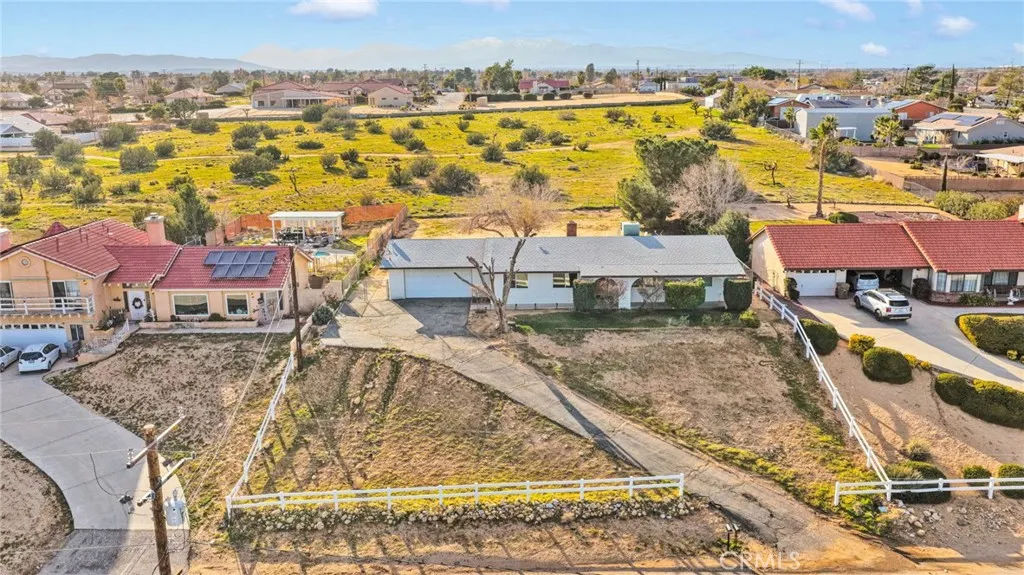 7946 Gaylop Avenue, Hesperia, California 92345 home-pic-20