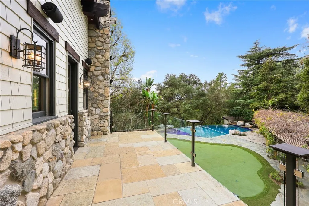 5310 Linda Vista, La Canada Flintridge, California 91011 home-pic-44