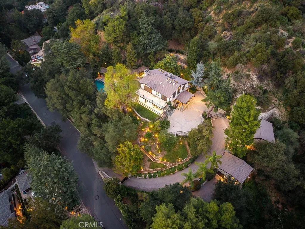 5310 Linda Vista, La Canada Flintridge, California 91011 home-pic-3