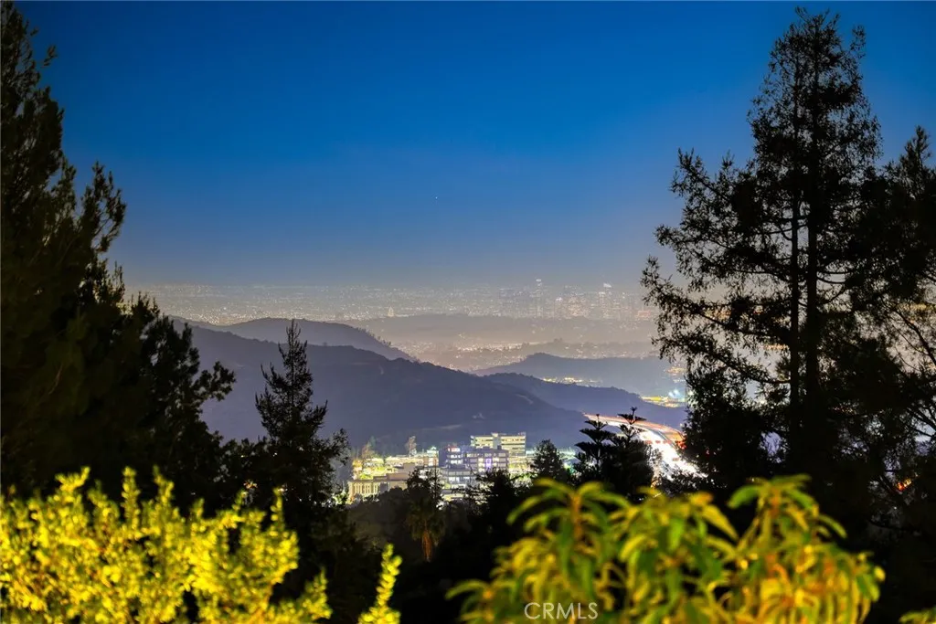 5310 Linda Vista, La Canada Flintridge, California 91011 home-pic-38