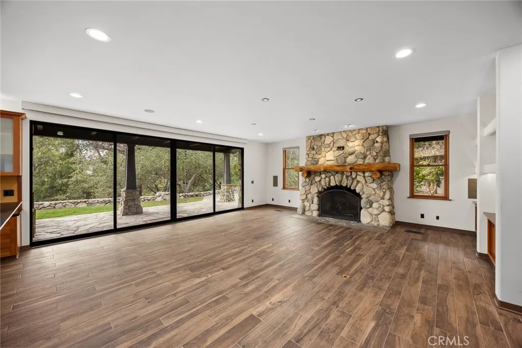 5310 Linda Vista, La Canada Flintridge, California 91011 home-pic-14