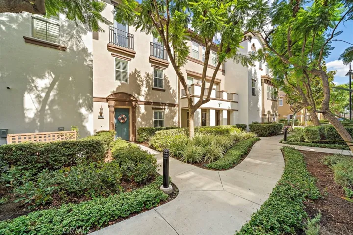 Nestled in the exclusive Palazzo community within Renaissance Plaza