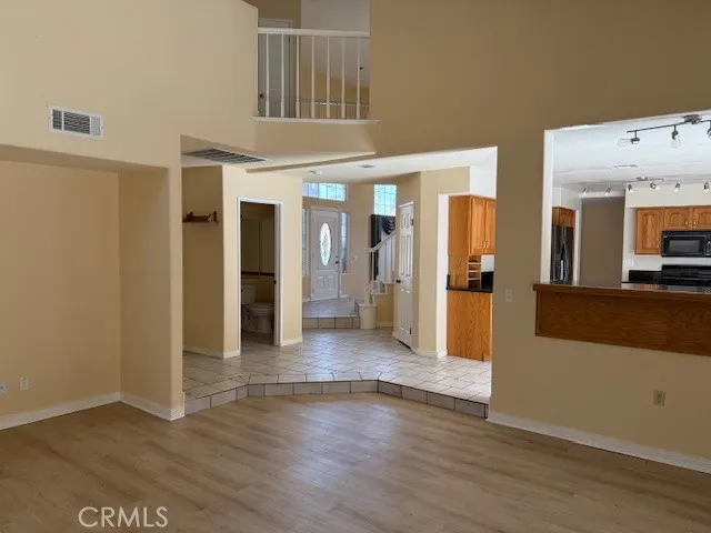 39451 Beacon, Palmdale, California 93551 home-pic-9