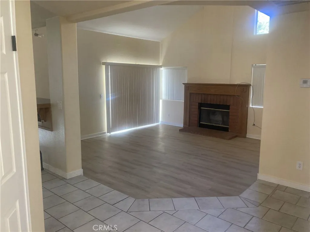 39451 Beacon, Palmdale, California 93551 home-pic-39