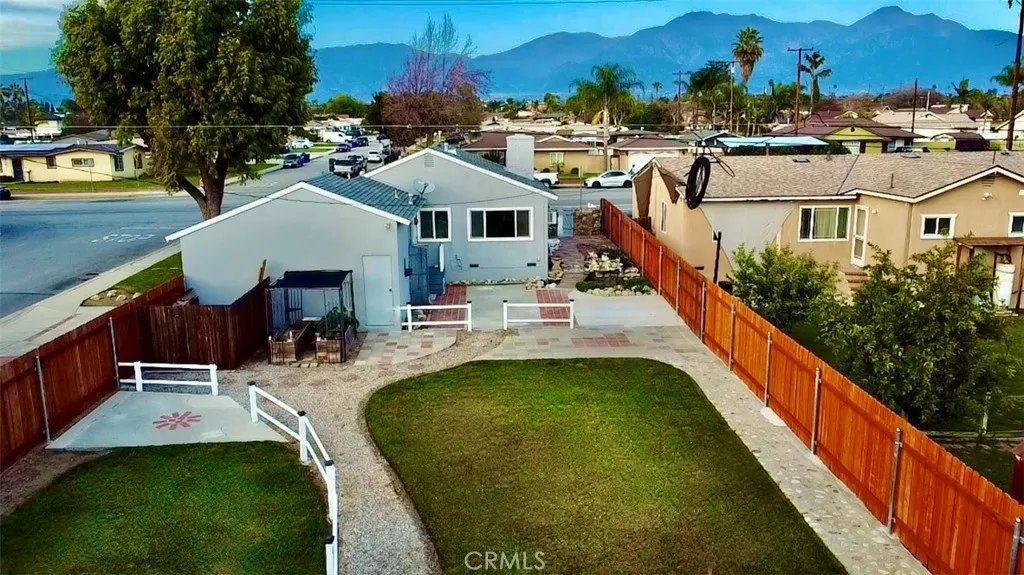 10109 Bel Air, Montclair, California 91763 home-pic-19