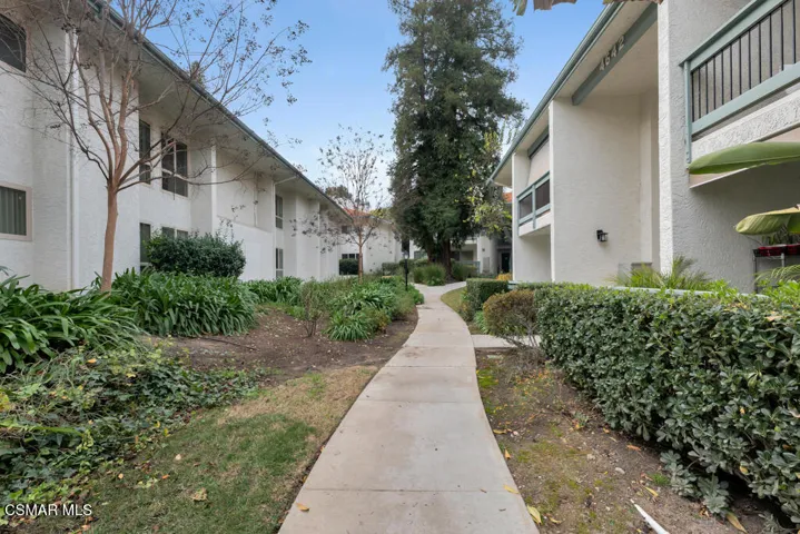 4642 Park Granada- HsHProd-2