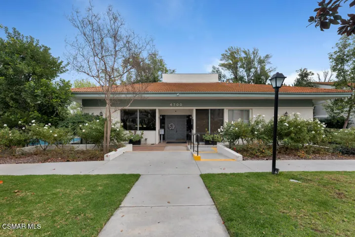 4642 Park Granada- HsHProd-4