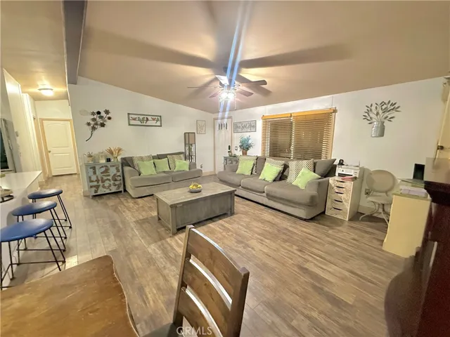 80 E Dawes Street 115, Perris, California 92571