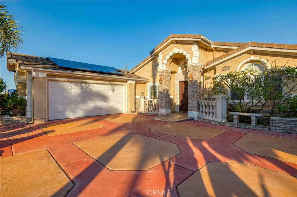 18202 Beach Boulevard, Huntington Beach, California 92648 home-pic-2