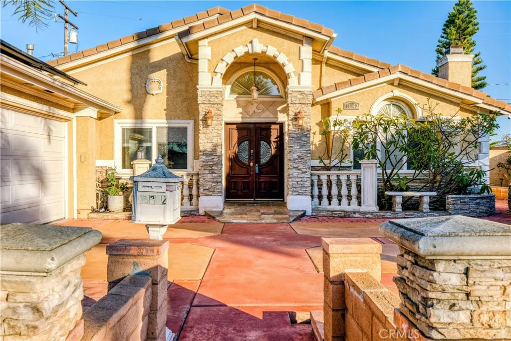 18202 Beach Boulevard, Huntington Beach, California 92648 home-pic-26
