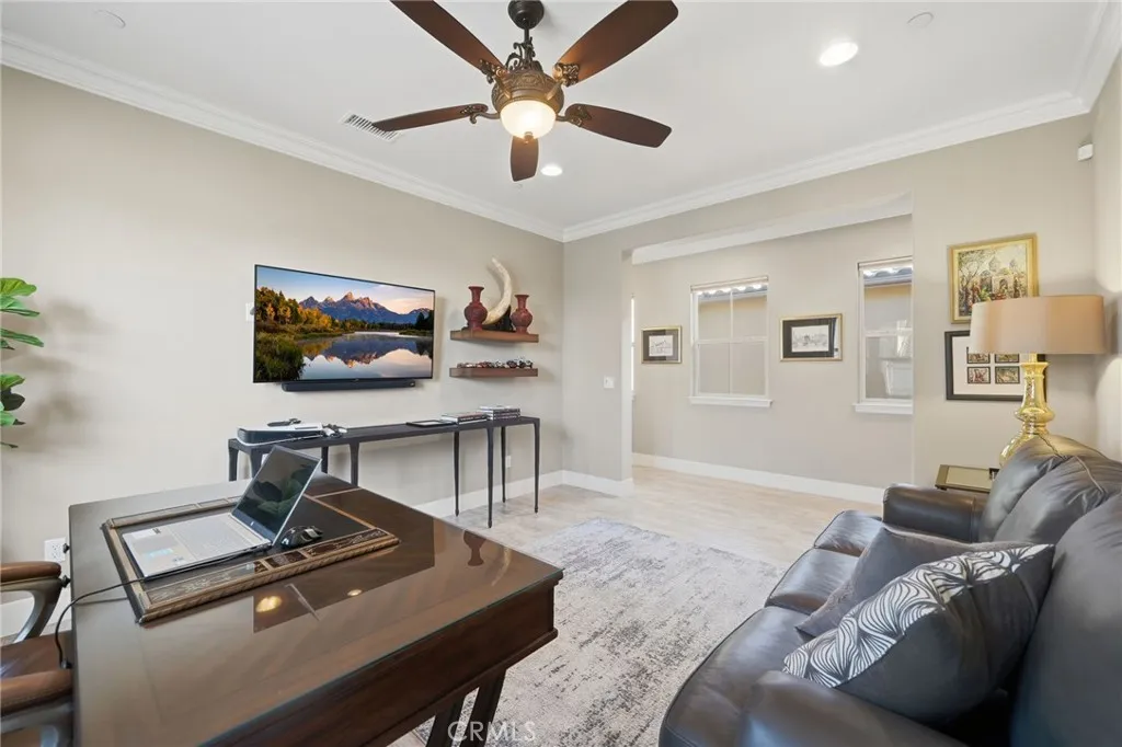 35421 Birchbrook, Winchester, California 92596 home-pic-18