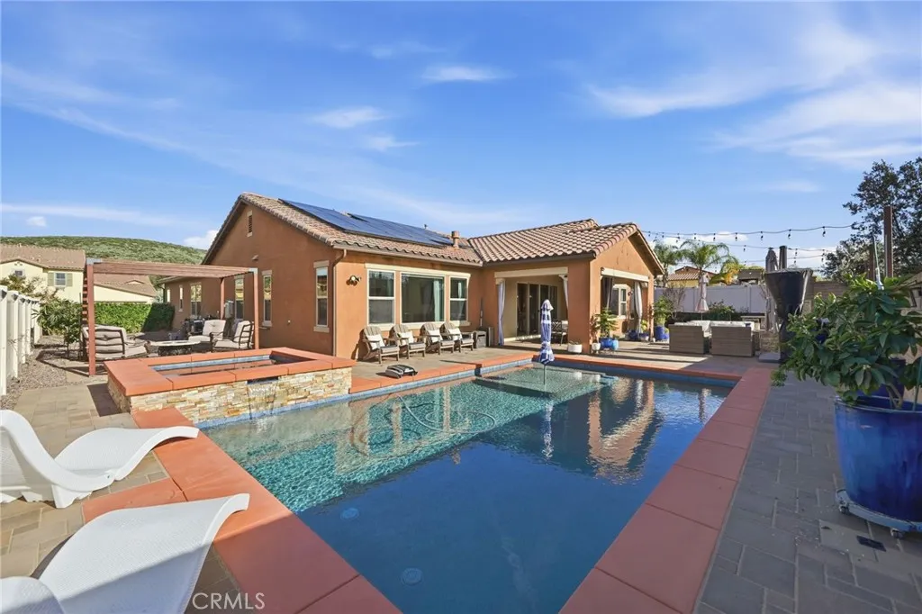 35421 Birchbrook, Winchester, California 92596 home-pic-1