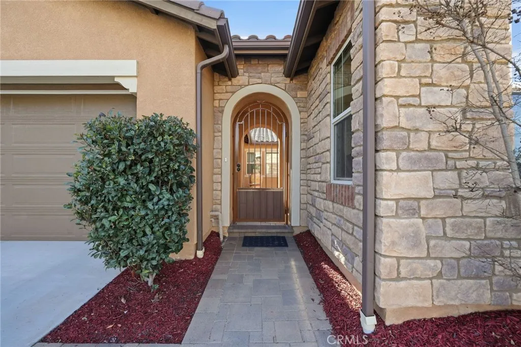 35421 Birchbrook, Winchester, California 92596 home-pic-49
