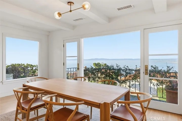 Dining room/ family room