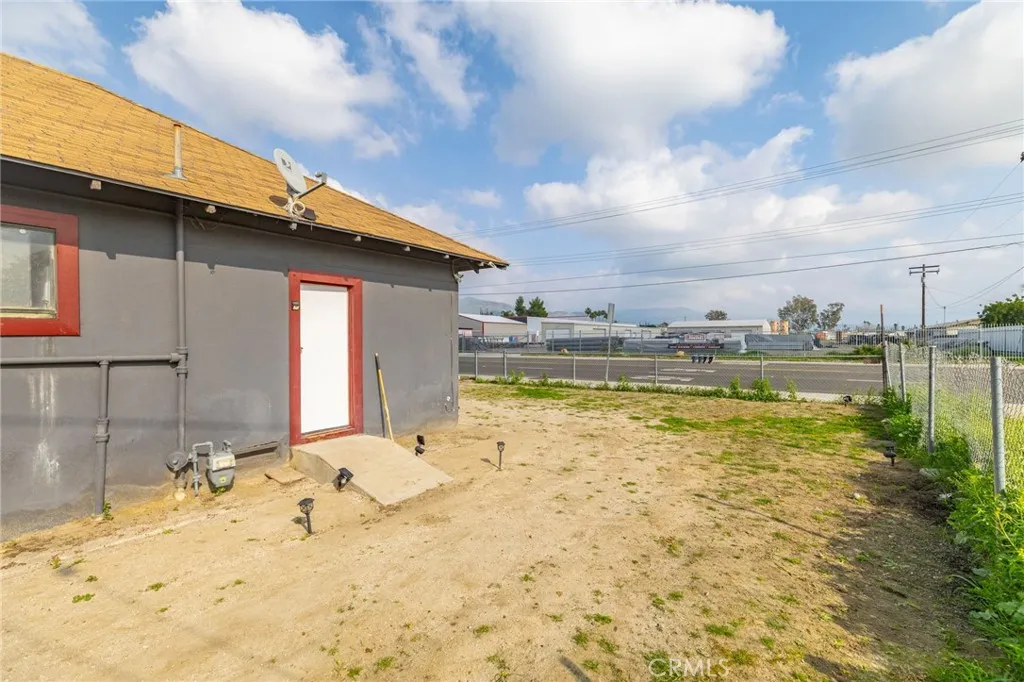 874 S State, San Jacinto, California 92583 home-pic-22