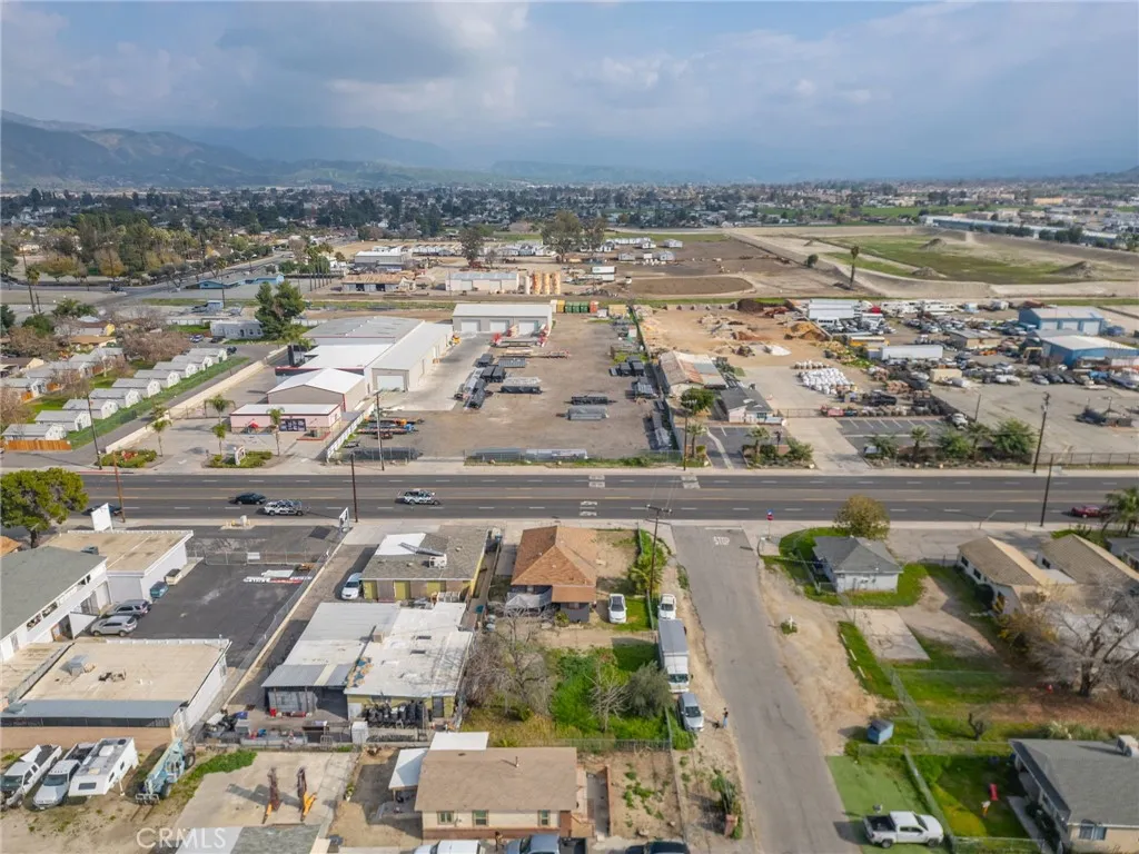 874 S State, San Jacinto, California 92583 home-pic-32