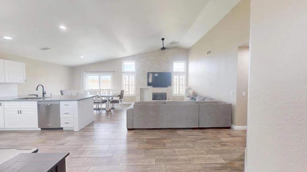 80318 Windsong Way, Indio, California 92201 home-pic-4