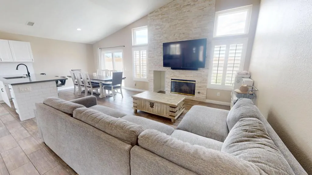 80318 Windsong Way, Indio, California 92201 home-pic-12