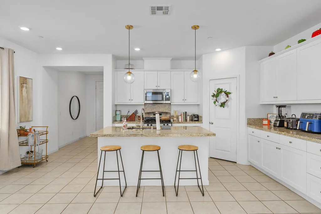 62915 Loftwood Street, Desert Hot Springs, California 92240 home-pic-3