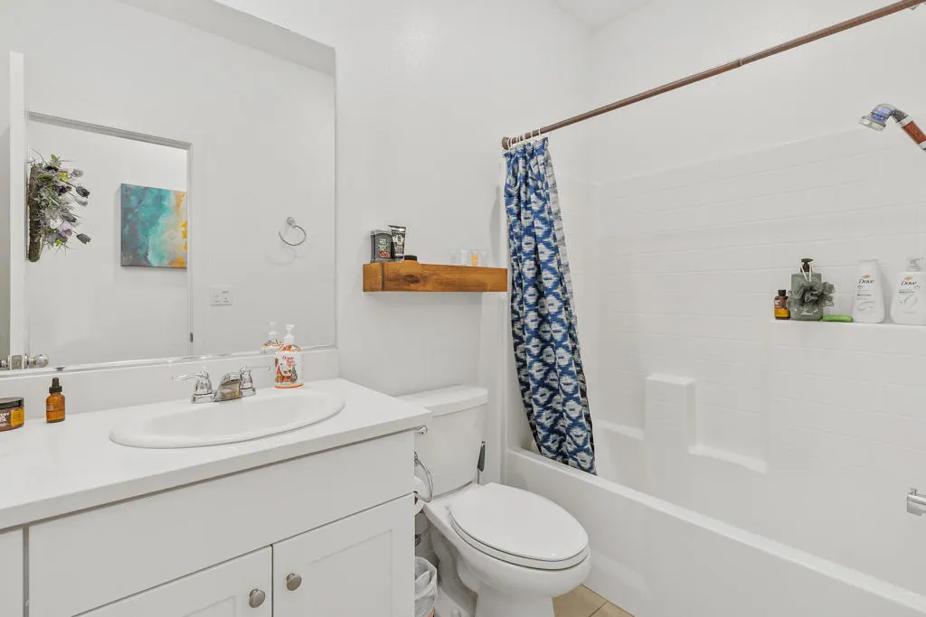 62915 Loftwood Street, Desert Hot Springs, California 92240 home-pic-8