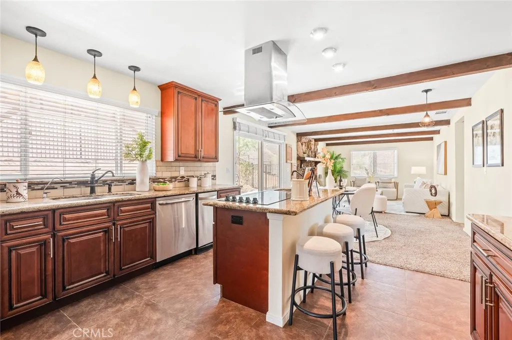11425 Tiffany Lane, Moreno Valley, California 92557 home-pic-20