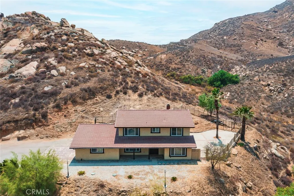 11425 Tiffany Lane, Moreno Valley, California 92557 home-pic-37