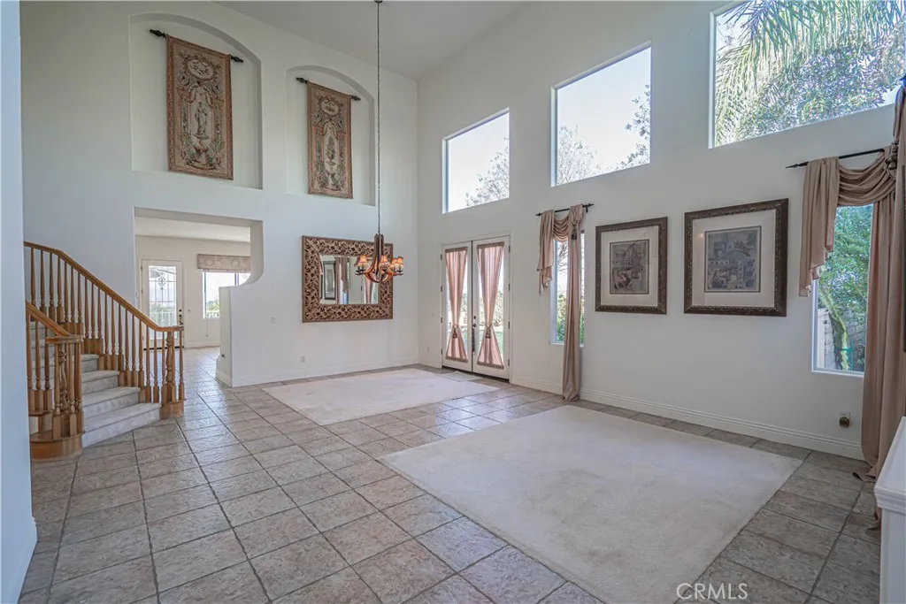 22440 Skylake Place, Saugus, California 91390 home-pic-3
