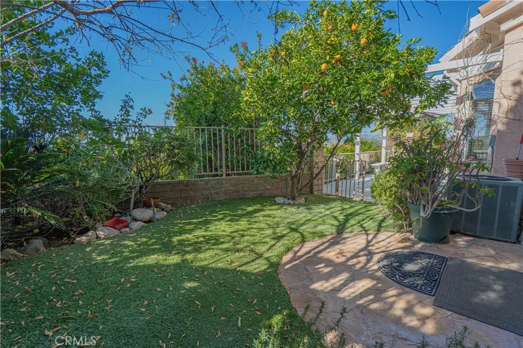 22440 Skylake Place, Saugus, California 91390 home-pic-38
