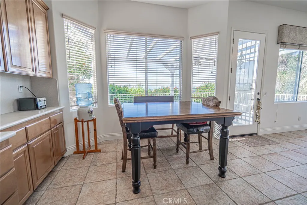 22440 Skylake Place, Saugus, California 91390 home-pic-14
