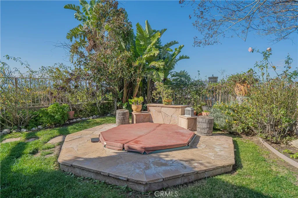 22440 Skylake Place, Saugus, California 91390 home-pic-35