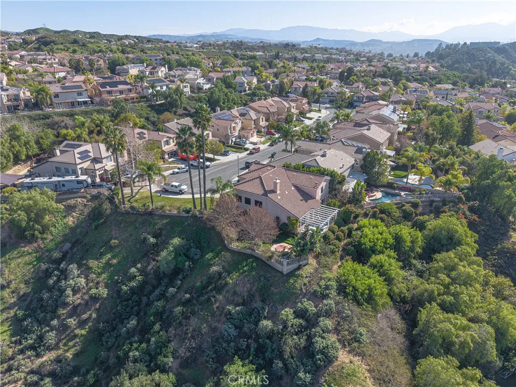 22440 Skylake Place, Saugus, California 91390 home-pic-41