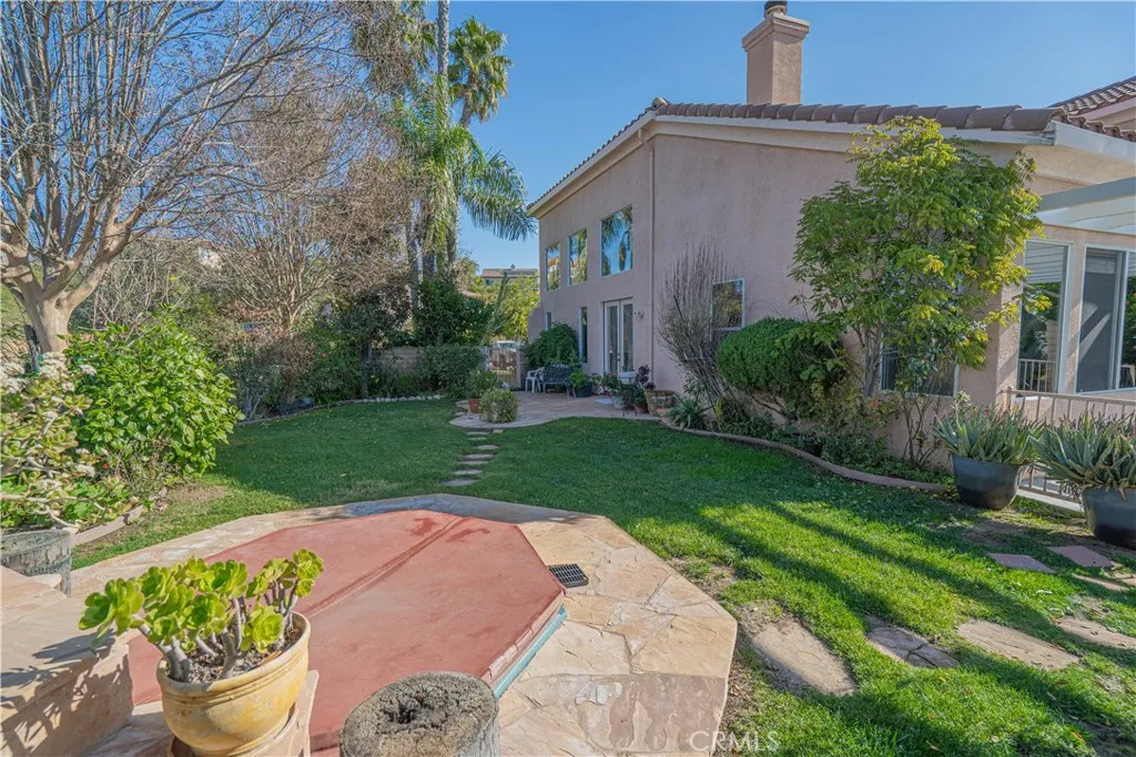 22440 Skylake Place, Saugus, California 91390 home-pic-33