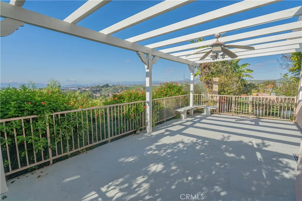 22440 Skylake Place, Saugus, California 91390 home-pic-29
